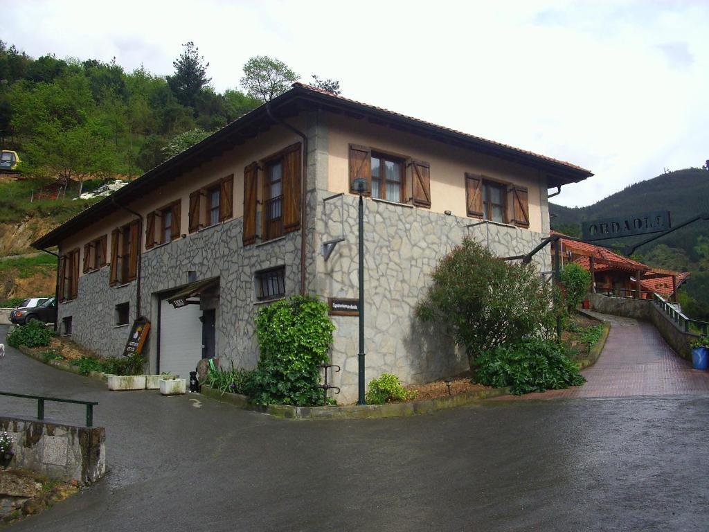 Agroturismo Ordaola Alonsotegi Dış mekan fotoğraf